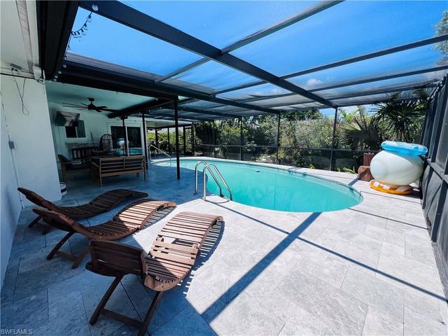 4439 Parrot AVE, Naples, FL 34104