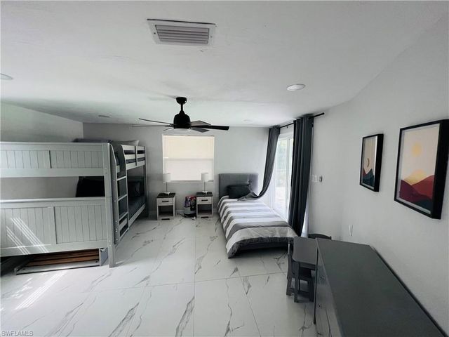 4439 Parrot AVE, Naples, FL 34104