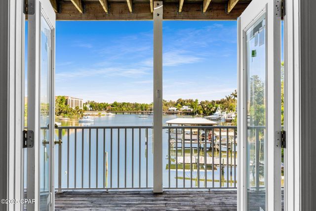 246 E 3rd Place, Panama City, FL 32401