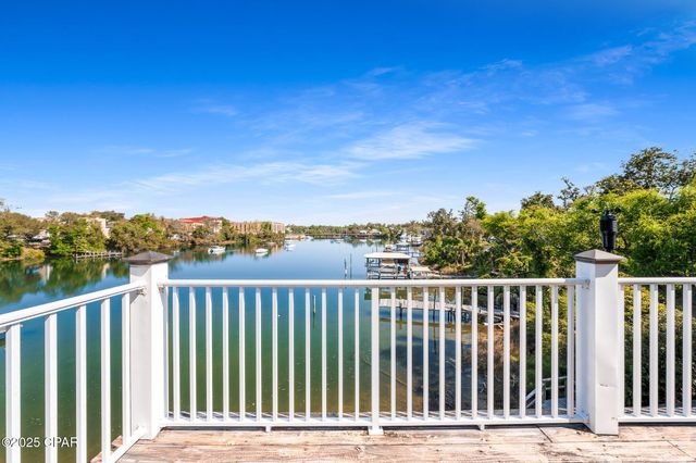 246 E 3rd Place, Panama City, FL 32401