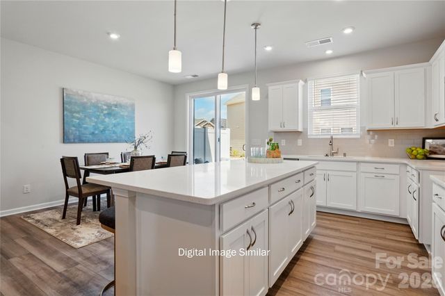 6010 Mallow Crossing Lane, Charlotte, NC 28213