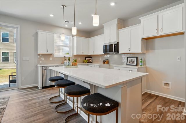 6010 Mallow Crossing Lane, Charlotte, NC 28213