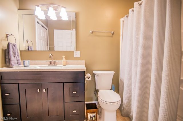 1586 Gene Street, Belpre, OH 45714