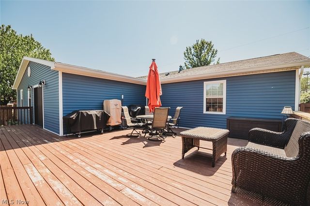 1586 Gene Street, Belpre, OH 45714