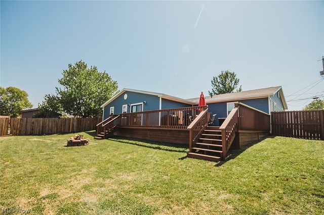 1586 Gene Street, Belpre, OH 45714