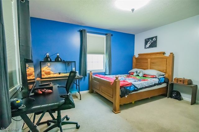 1586 Gene Street, Belpre, OH 45714