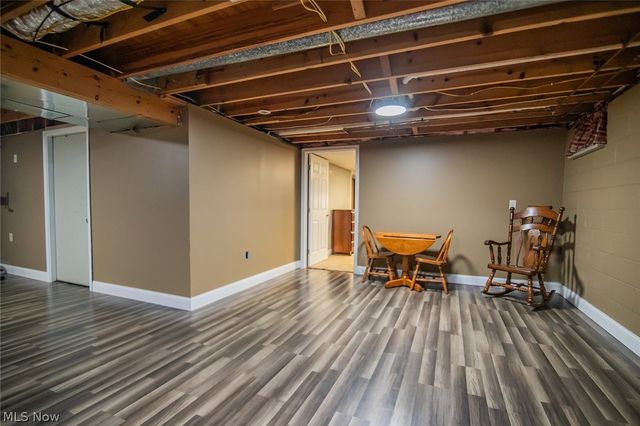1586 Gene Street, Belpre, OH 45714