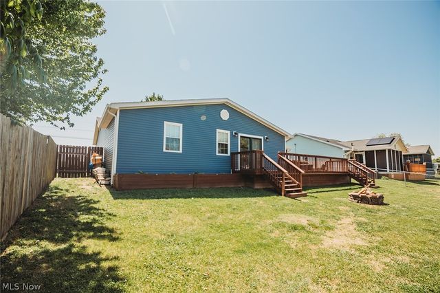 1586 Gene Street, Belpre, OH 45714