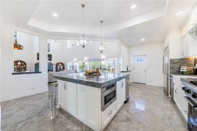 22252 Monte Rancho Dr, Temecula, CA 92590
