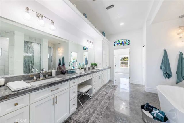 22252 Monte Rancho Dr, Temecula, CA 92590
