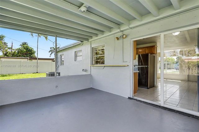 6201 NW 9th Court, Margate, FL 33063