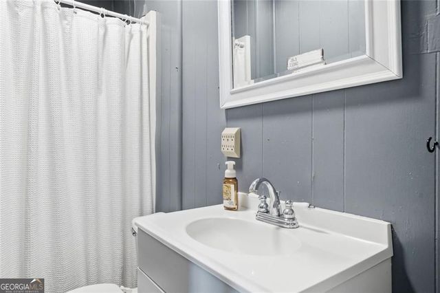 93 Euharlee Street, Taylorsville, GA 30178