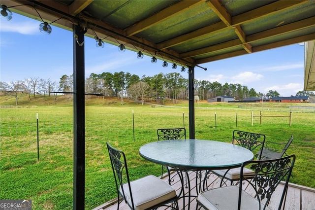 93 Euharlee Street, Taylorsville, GA 30178