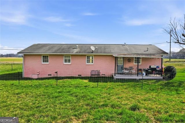 93 Euharlee Street, Taylorsville, GA 30178