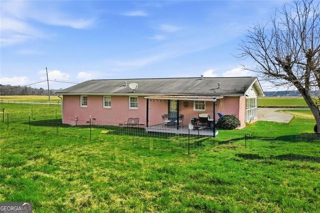 93 Euharlee Street, Taylorsville, GA 30178