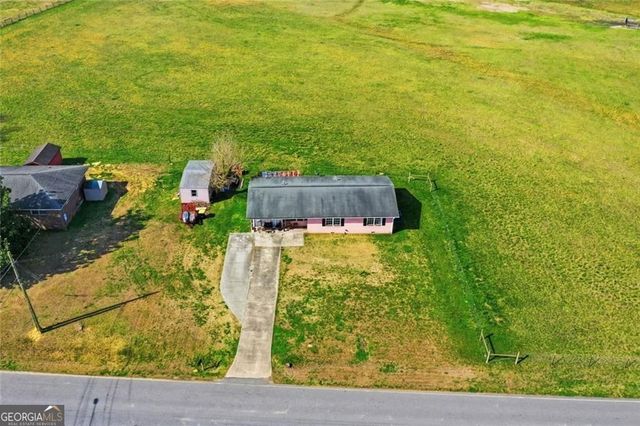 93 Euharlee Street, Taylorsville, GA 30178