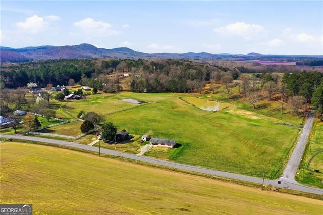 93 Euharlee Street, Taylorsville, GA 30178