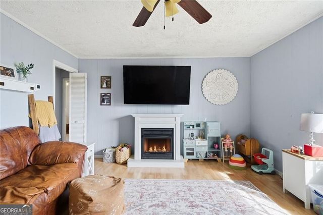 93 Euharlee Street, Taylorsville, GA 30178