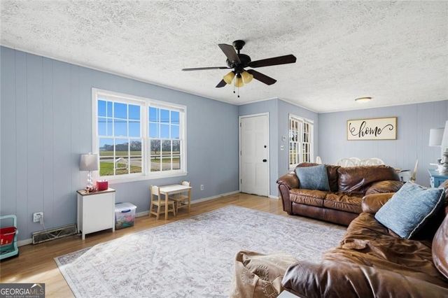 93 Euharlee Street, Taylorsville, GA 30178