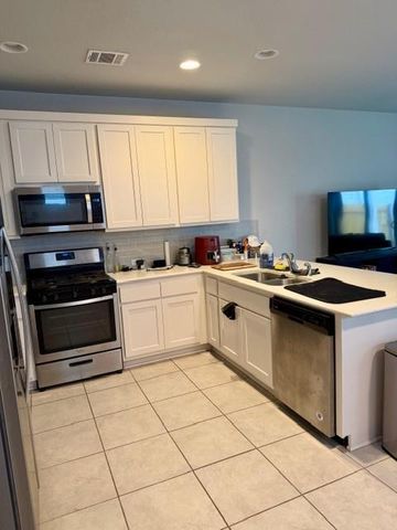 1772 Yaupon Grove LN, Leander, TX 78641