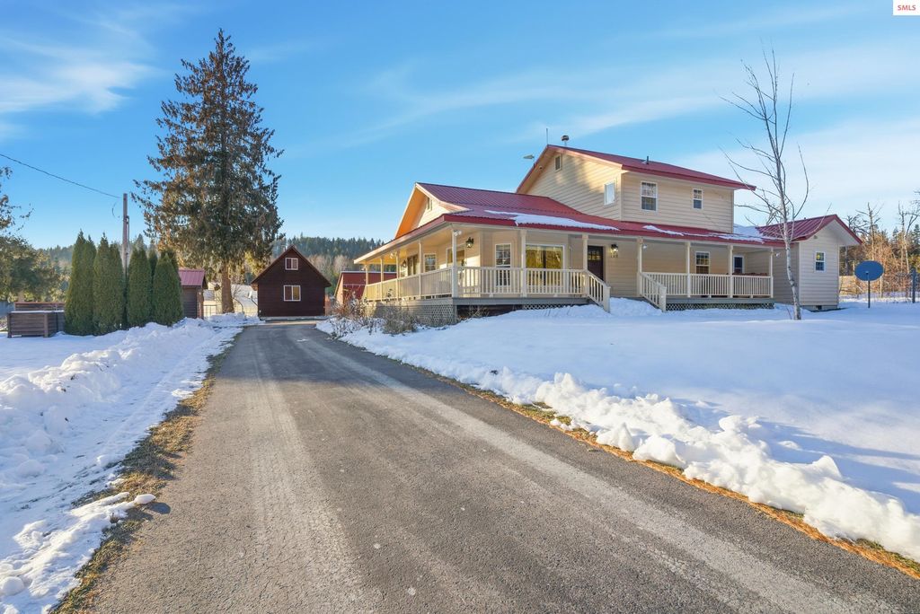 758 Meadowood Rd, Sandpoint, ID 83864