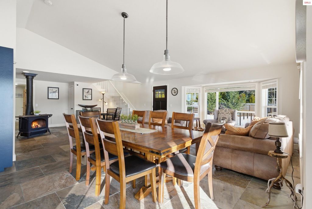 758 Meadowood Rd, Sandpoint, ID 83864 photo 6