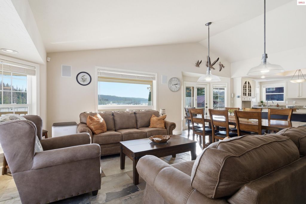 758 Meadowood Rd, Sandpoint, ID 83864 photo 9