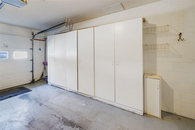 302 Chatham Circle, Warwick, RI 02886