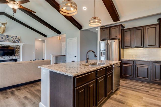 8407 W Coral St, Maize, KS 67101