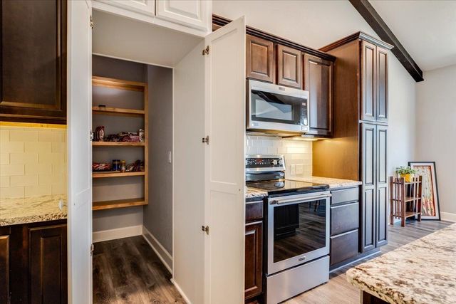 8407 W Coral St, Maize, KS 67101