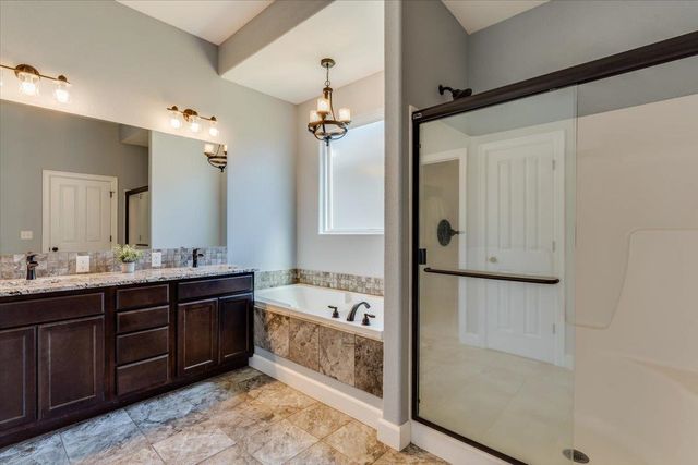 8407 W Coral St, Maize, KS 67101