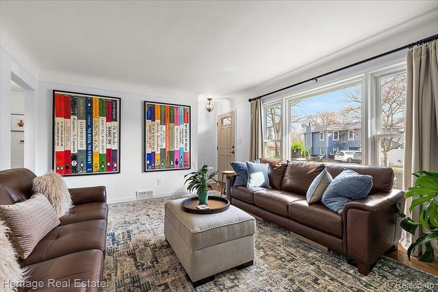 2335 Hawkins Avenue, Royal Oak, MI 48073