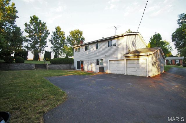 601 Burwick Terrace, Manchester, MO 63021