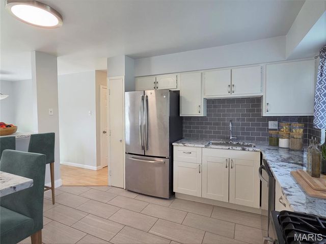 601 Burwick Terrace, Manchester, MO 63021