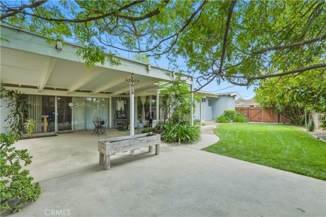 10153 Debra Avenue, North Hills, CA 91343