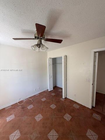 3171 Holiday Springs Boulevard 325, Margate, FL 33063