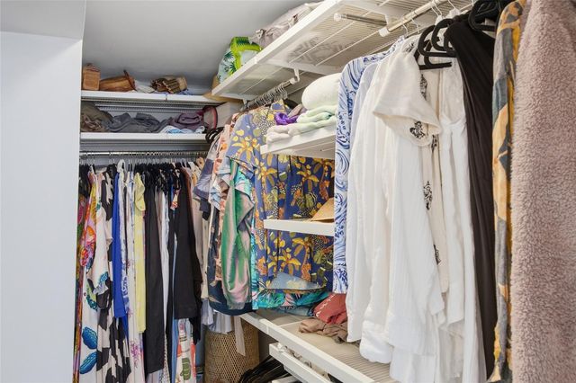 534 PINELLAS BAYWAY S 101, St Petersburg, FL 33715