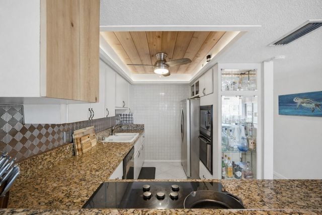 534 PINELLAS BAYWAY S 101, St Petersburg, FL 33715