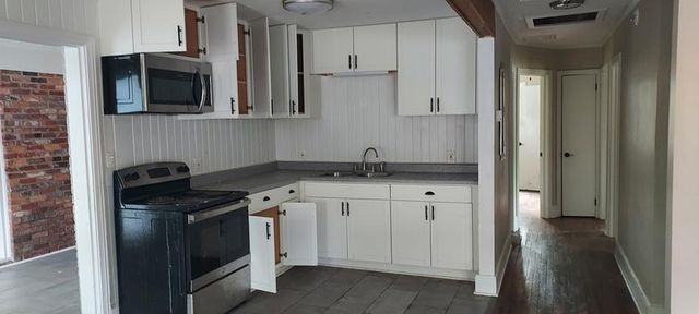 135 Dowling Avenue, Walterboro, SC 29488