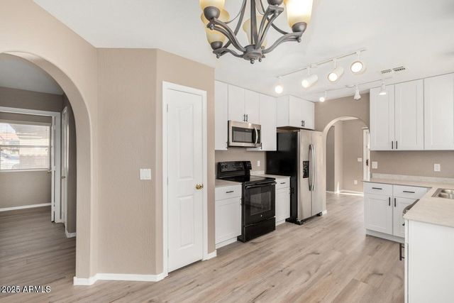 3719 E INVERNESS Avenue 14, Mesa, AZ 85206