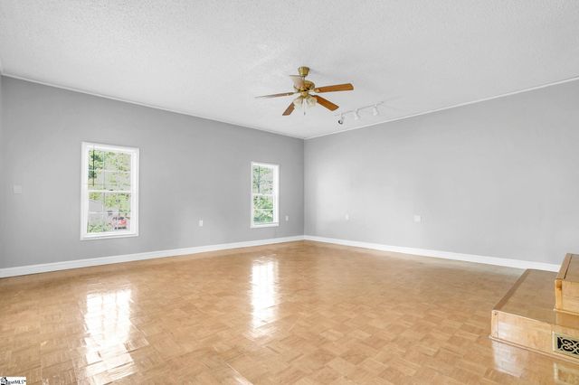 1100 Charter Oak Drive, Taylors, SC 29687