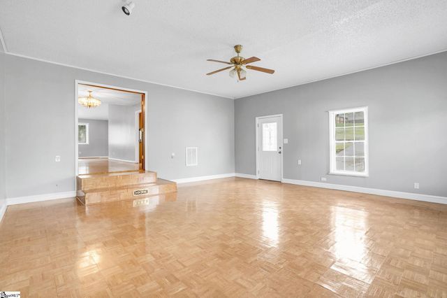 1100 Charter Oak Drive, Taylors, SC 29687