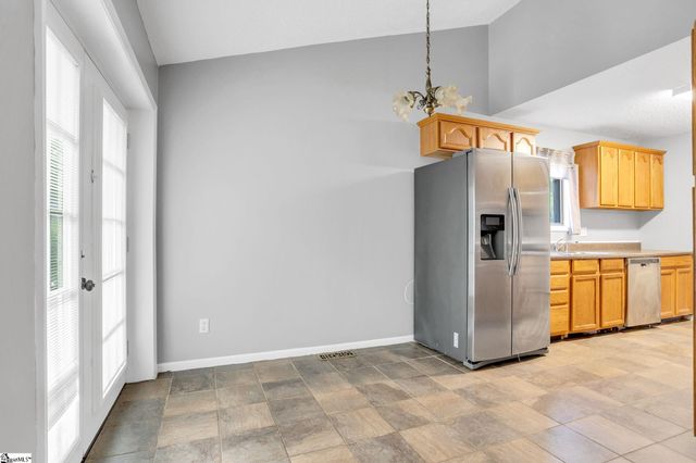 1100 Charter Oak Drive, Taylors, SC 29687