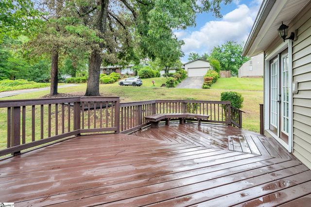 1100 Charter Oak Drive, Taylors, SC 29687