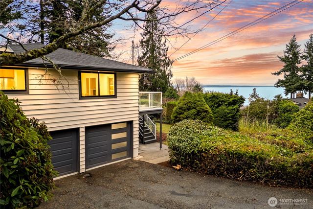 16858 76th Avenue W, Edmonds, WA 98026