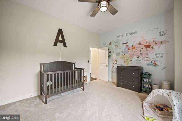 886 MIDDLE FORK RD, Cross Junction, VA 22625