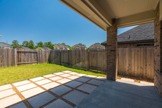 9327 Colonial Bent Court, Conroe, TX 77385