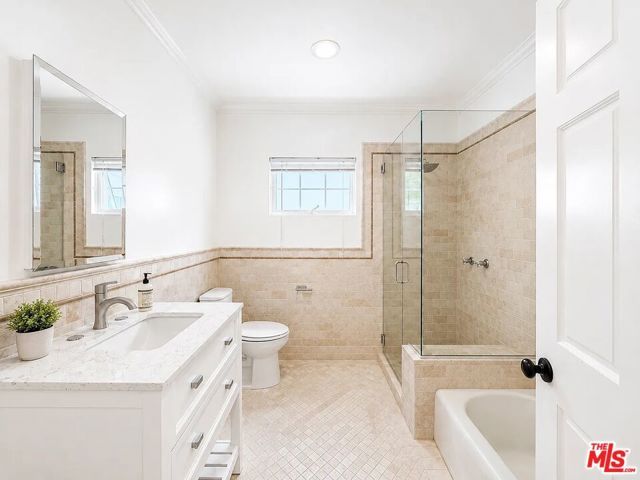 834 Lincoln Boulevard 5, Santa Monica, CA 90403