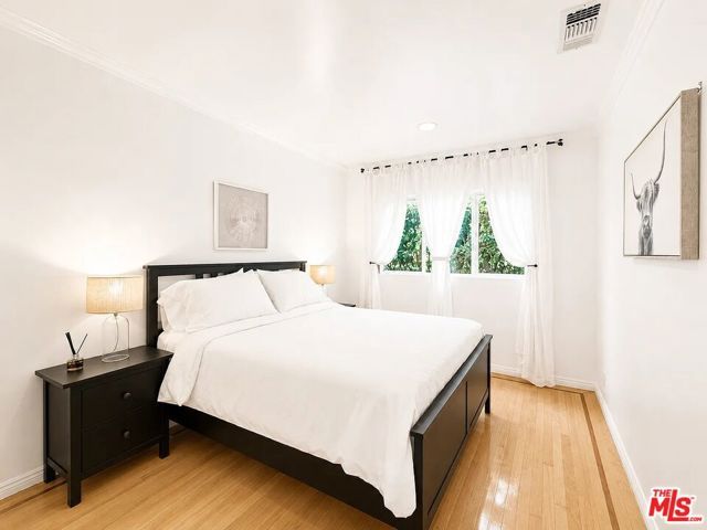 834 Lincoln Boulevard 5, Santa Monica, CA 90403