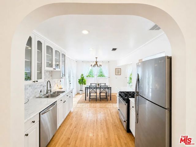 834 Lincoln Boulevard 5, Santa Monica, CA 90403